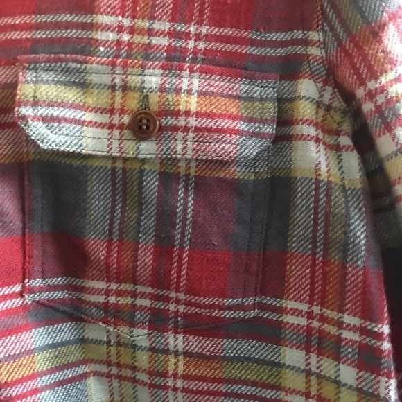 Rivet and Thread plaid popover flannel shirt - Picture 4 of 5
